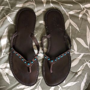 American Eagle sandal